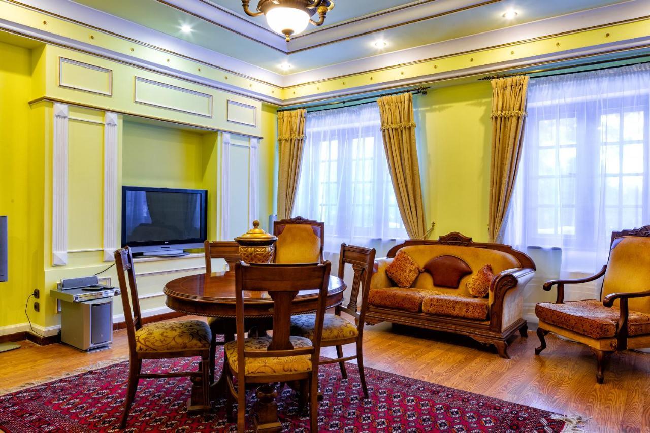 Park Hotel Kokshetau Щучинск Экстерьер фото